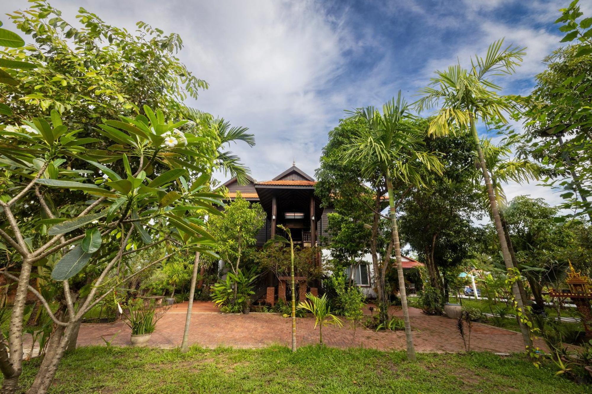 Atoh'S Maison Ciudad de Siem Riep Exterior foto